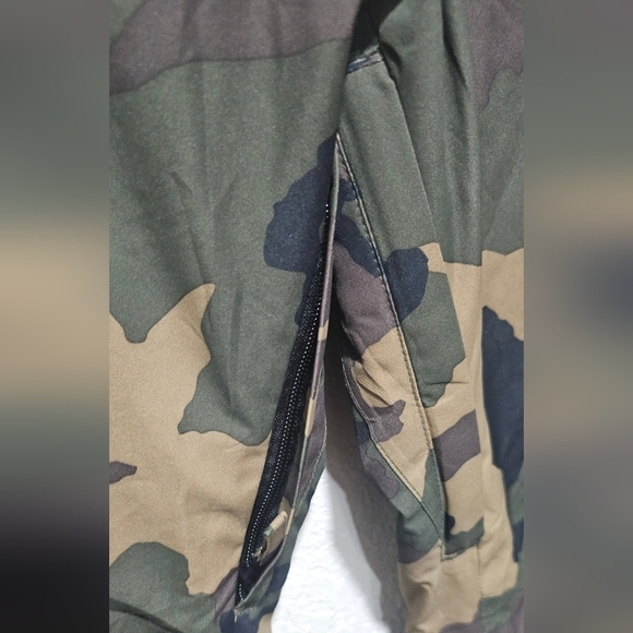 Aperture Camo 10K Snowboard Pants Winter Sports Size Small - Picture 6 of 15